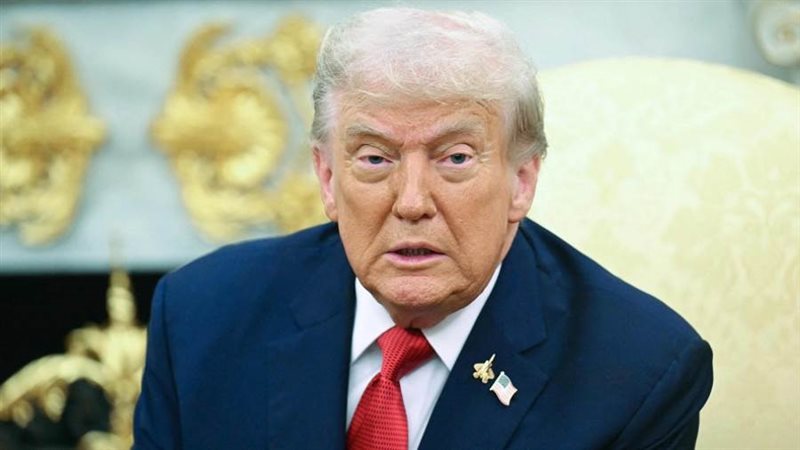 الرئيس الأمريكي دونالد