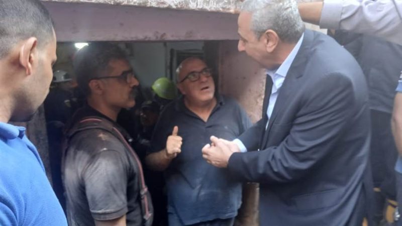 محافظ الغربية يعاين