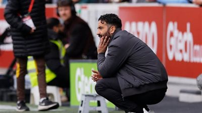 برينتفورد يُعمق جراح مانشستر يونايتد بهزيمة جديدة في البريميرليج