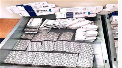 جمارك مطار الإسكندرية تحبط محاولة تهريب كمية من الأدوية