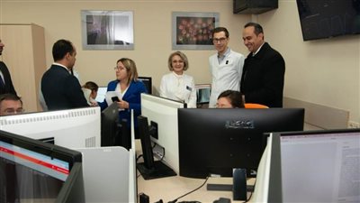 رئيس الرعاية الصحية يزور المركز الوطني للأبحاث الطبية والعلاجية والوقائية ومستشفى مونيكي بموسكو