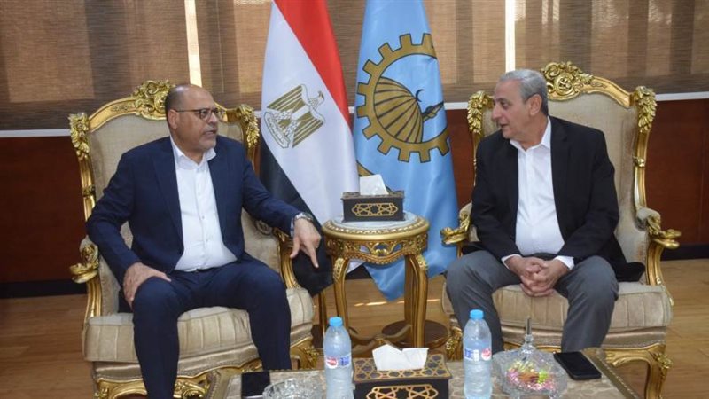 محافظ الغربية خلال