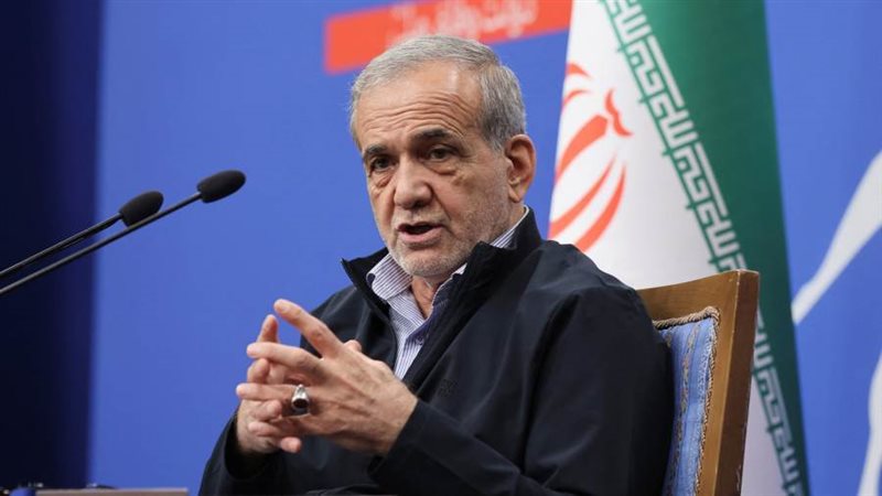 الرئيس الإيراني مسعود