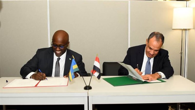 مصر ورواندا يوقعان