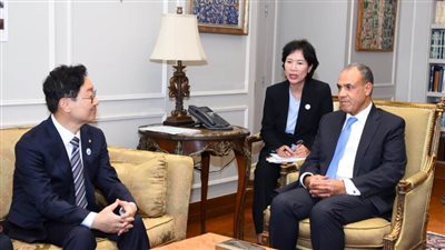 وزير الخارجية يستقبل المبعوث الخاص لرئيس جمهورية كوريا الجنوبية