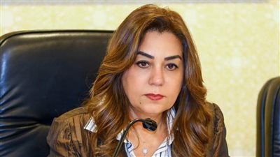 وزيرة البيئة توجه بتقسيم المشروعات الاستثمارية داخل المحميات إلى مناطق متخصصة