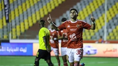 كوكا يتقدم للأهلى فى شباك كهرباء الإسماعيلية بالدقيقة 17