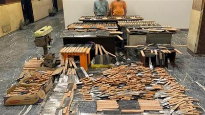 ضبط شخصين بالجيزة لقيامهما بإدارة ورشة لتصنيع الأسلحة البيضاء دون ترخيص