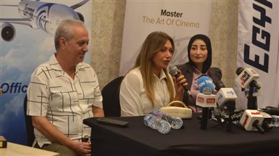 مشوار ليلى علوي في ندوة تكريمها بمهرجان الإسكندرية وشهادات مؤثرة من نجوم الفن