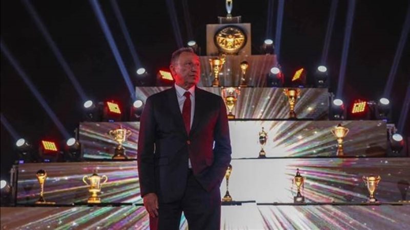 محمود الخطيب رئيس