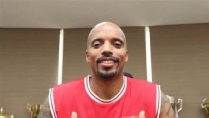 جوردان ثيودر محترف