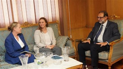 رئيس سلامة الغذاء يبحث التعاون مع المستشارين الزراعي والتجاري بالسفارة النيوزيلندية