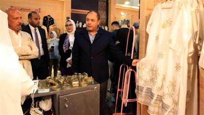 رئيس هيئة تنمية الصعيد يتفقد أجنحة محافظات الصعيد وحلايب وشلاتين بمعرض (تراثنا ٢٠٢٥) 
