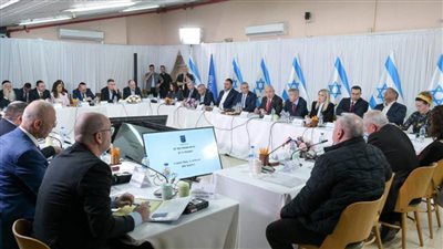 حكومة الاحتلال تبدأ جلسة التصويت على اتفاق وقف إطلاق النار في غزة