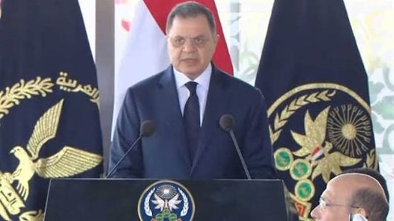 اللواء محمود توفيقوزير