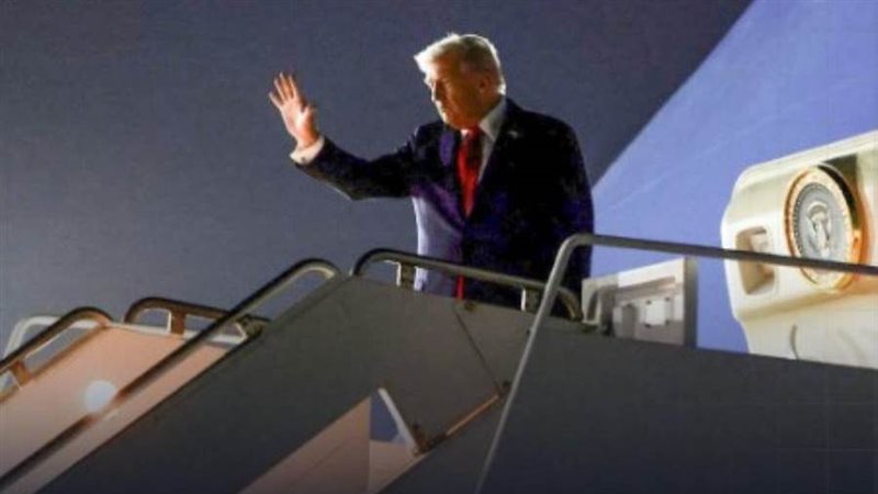 الرئيس الأمريكي دونالد