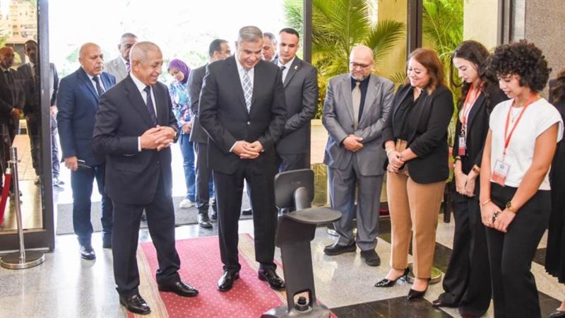 محافظ الإسكندرية