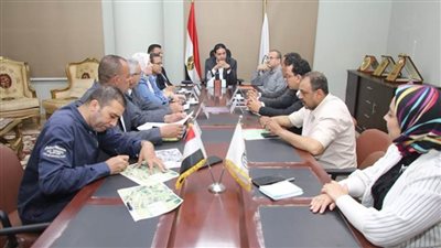 إنشاء مدرسة فنية في مجال زراعة وتصنيع النباتات الطبية والعطرية ببني سويف