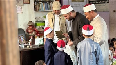 «بيت الزكاة والصدقات» ينتهي من دعم 13 ألف طالب في مبادرة «دعم حَفَظة القرآن الكريم»