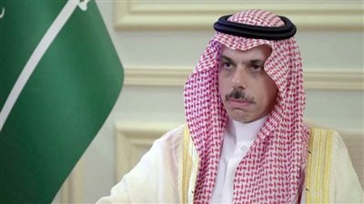 وزير الخارجية السعوي يبحث مع نظيره الباكستاني جهود تهدئة الأوضاع في المنطقة