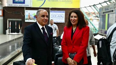 دوري أبطال أفريقيا| سفير مصر في بوروندي يستقبل بعثة الأهلي في المطار