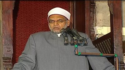 خطيب الجامع الأزهر: المجتمع يجني ثماراً مرة نتيجة التفكك الأسري