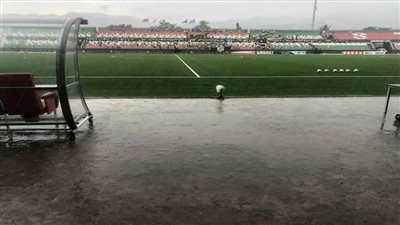 دوري أبطال أفريقيا| أمطار غزيرة على استاد بوجومبورا قبل خوض مباراة إيجل نوار 