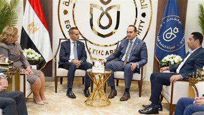 رئيس الرعاية الصحية يبحث التعاون في الذكاء الاصطناعي مع اتحاد المستشفيات العربية