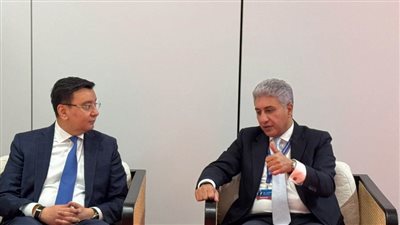 وزير السياحة والآثار يبحث مع رئيس هيئة السياحة بأوزبكستان سبل تعزيز أوجه التعاون