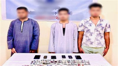 ضبط 3 أشخاص بالمنيا لقيامهم بالنصب والاستيلاء على بيانات بطاقات الدفع الإلكتروني بأسلوب 