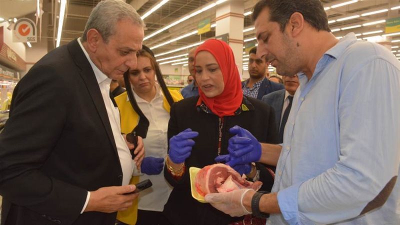 محافظ الغربية خلال