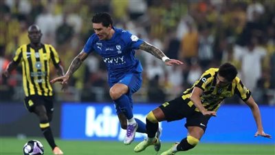 الهلال يعبر الاتحاد في قمة نارية بالدوري السعودي