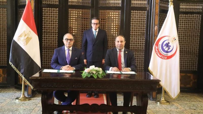 خلال توقيع بروتوكول