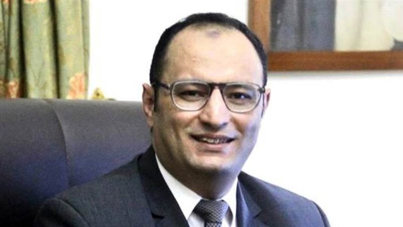 الكاتب الصحفي أحمد