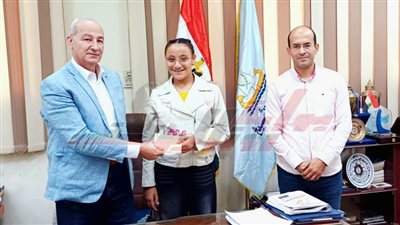 تكريم بطلة تايكوندو المشروع القومي للموهبة الفائزة ببطولة الجمهورية