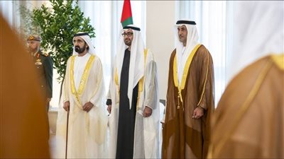 ثلاثة وزراء في حكومة الإمارات يؤدون اليمين الدستورية أمام رئيس الدولة