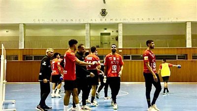 بمشاركة المحترفين، منتخب كرة اليد يبدأ معسكره في البرتغال