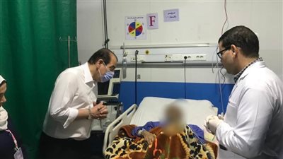 نائب وزير الصحة يتفقد مستشفى النوبارية المركزي.. ويوجه بتذليل المعوقات أمام المرضى