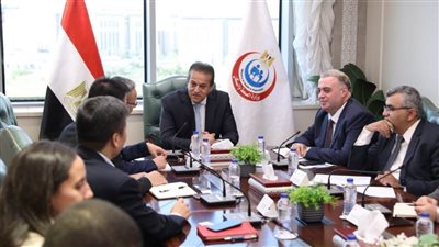 وزير الصحة يبحث مع شركة صينية تعزيز التعاون في الذكاء الاصطناعي
