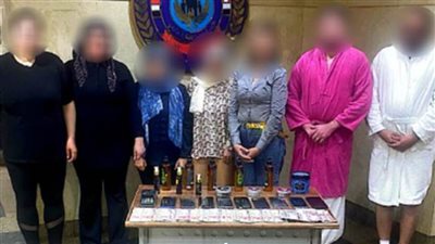 ضبط سيدة تدير ناديا صحيا 