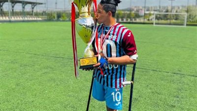 لاعب منتخب الساق الواحدة يجدد تعاقده مع طرابزون التركي