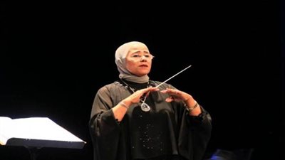 إيمان جنيدي قائد أوركسترا حفل افتتاح المتحف المصري الكبير: لم أتخيل الوقوف وخلفي الأهرامات في حدث عالمي