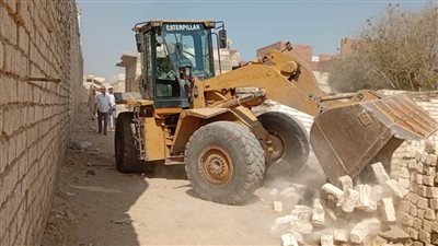 استرداد أكثر من 228 فدانًا خلال تنفيذ 26 قرار إزالة بأسيوط