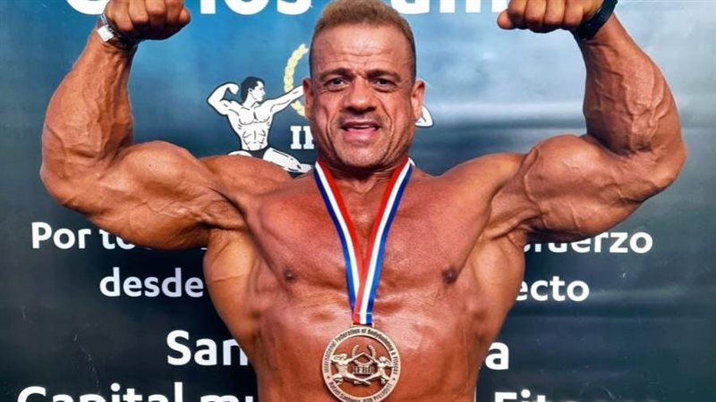 عادل بسيوني لاعب