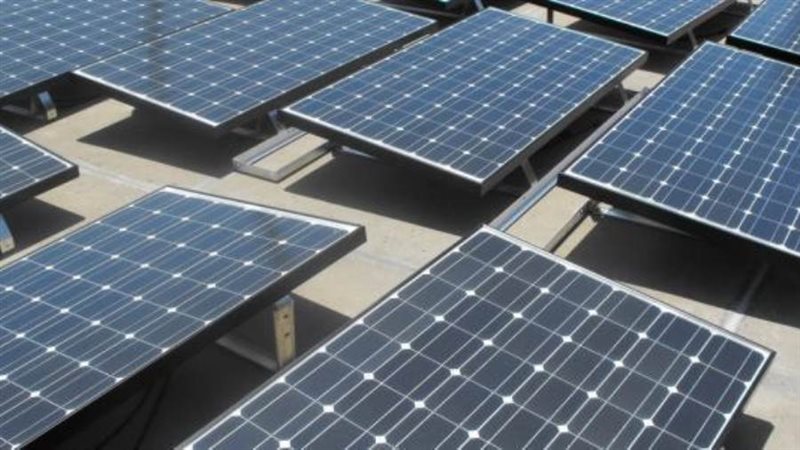 صناعة الألواح الشمسية