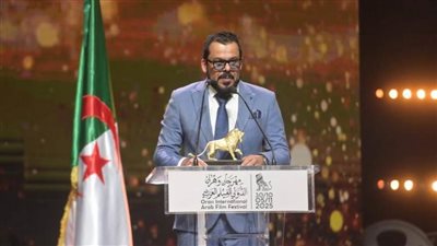 مهرجان وهران الدولي للفيلم العربي يحتفي بالفنان منذر رياحنة بحفل تكريمي استثنائي