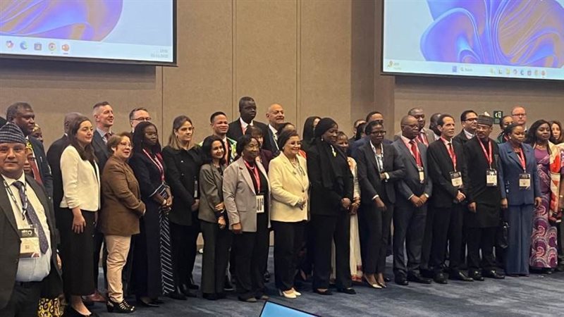 على هامش الفعالية