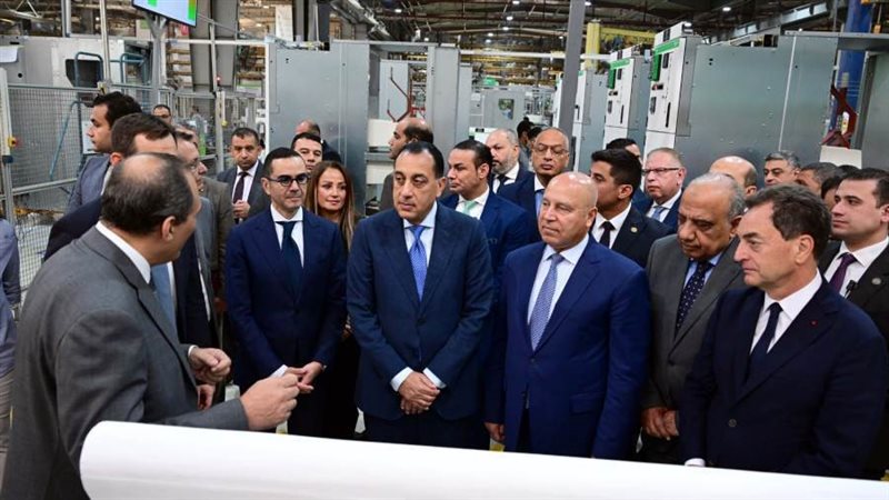 مدبولي ووزراء الصناعة