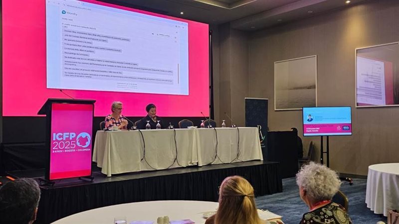 خلال المنتدى