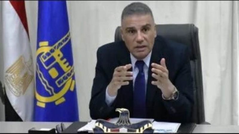 محافظ أسوان